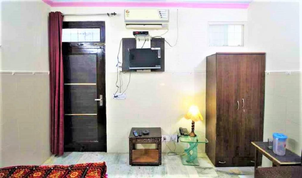 Central Guest House , Walk In Dargah & Markaz 뉴델리 외부 사진
